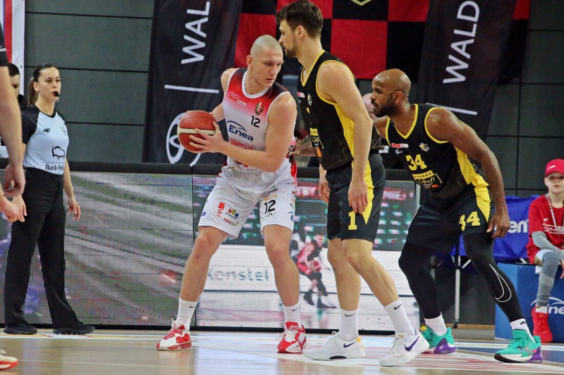 Emocje w Bydgoszczy. Astoria rewanżuje się rezerwom Trefla