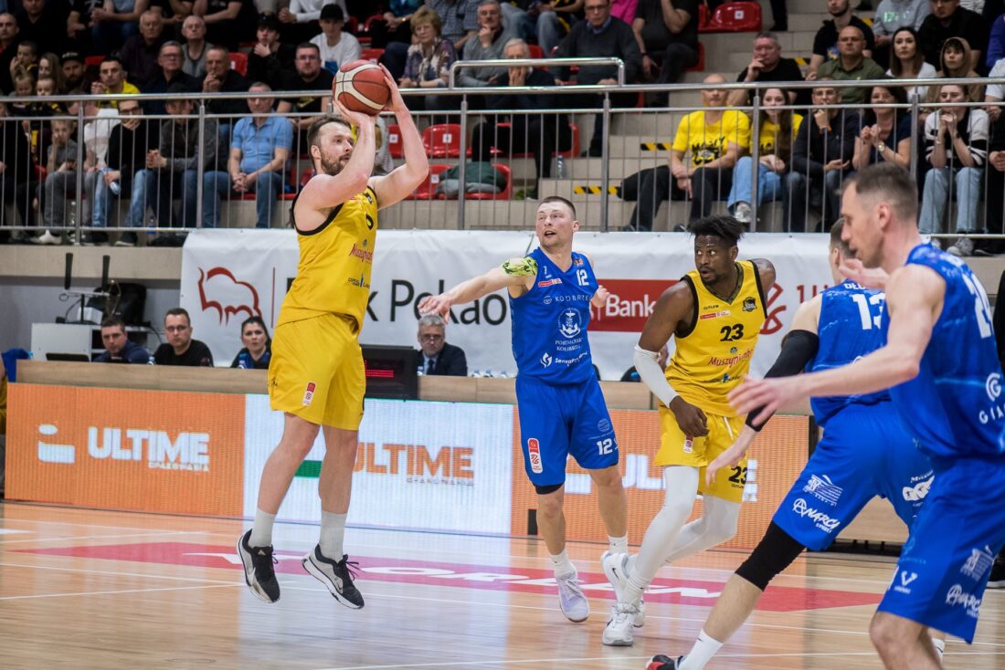 Dreszczowiec w Łańcucie! Sokół wyrwał triumf Kotwicy