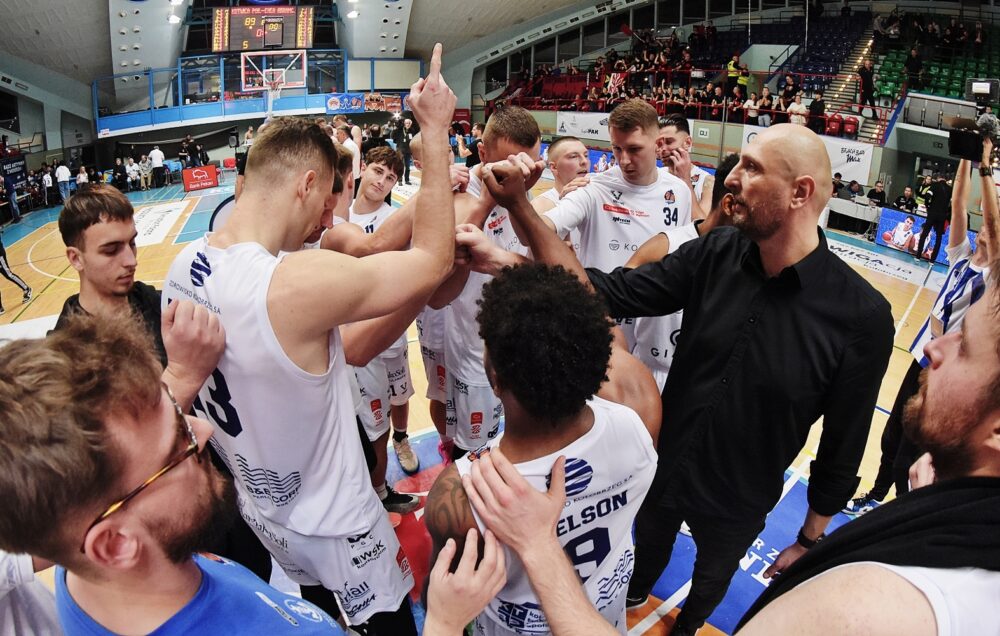 Kotwica przekonująco wygrywa nad Eneą Basket!