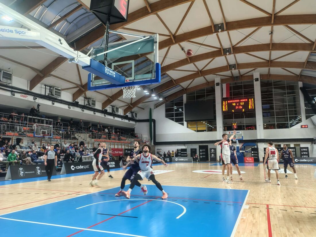 Enea Basket wyrywa triumf w Warszawie!