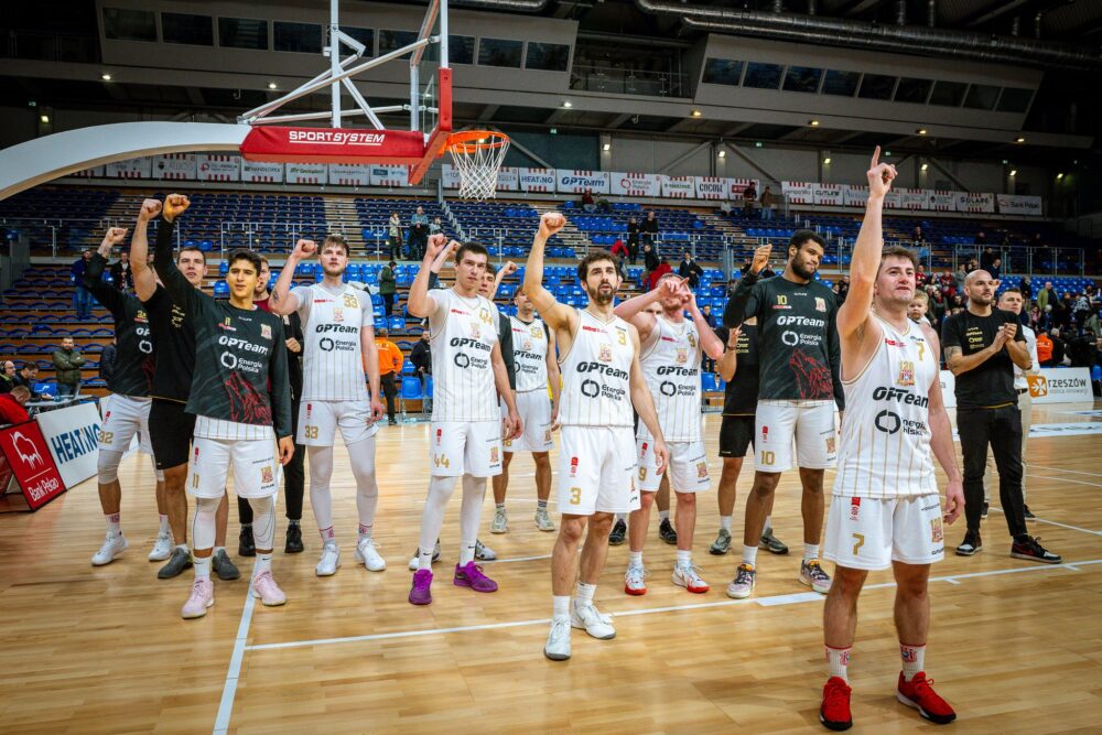 Zaczynamy rewanże! Resovia odegrała się Diabłom.