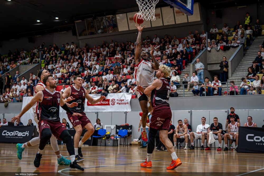 ŁKS pierwszym finalistą Bank Pekao S.A. 1.Ligi
